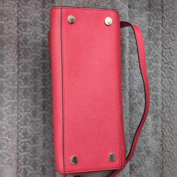 Michael Kors purse - Picture 4 of 6